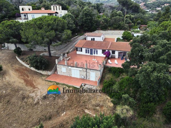 casa indipendente in vendita a Capoliveri
