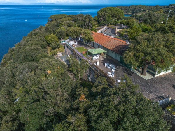 casa indipendente in vendita a Capoliveri in zona Naregno