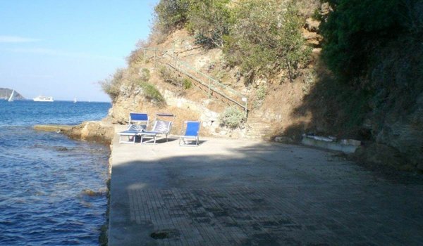 casa indipendente in vendita a Capoliveri