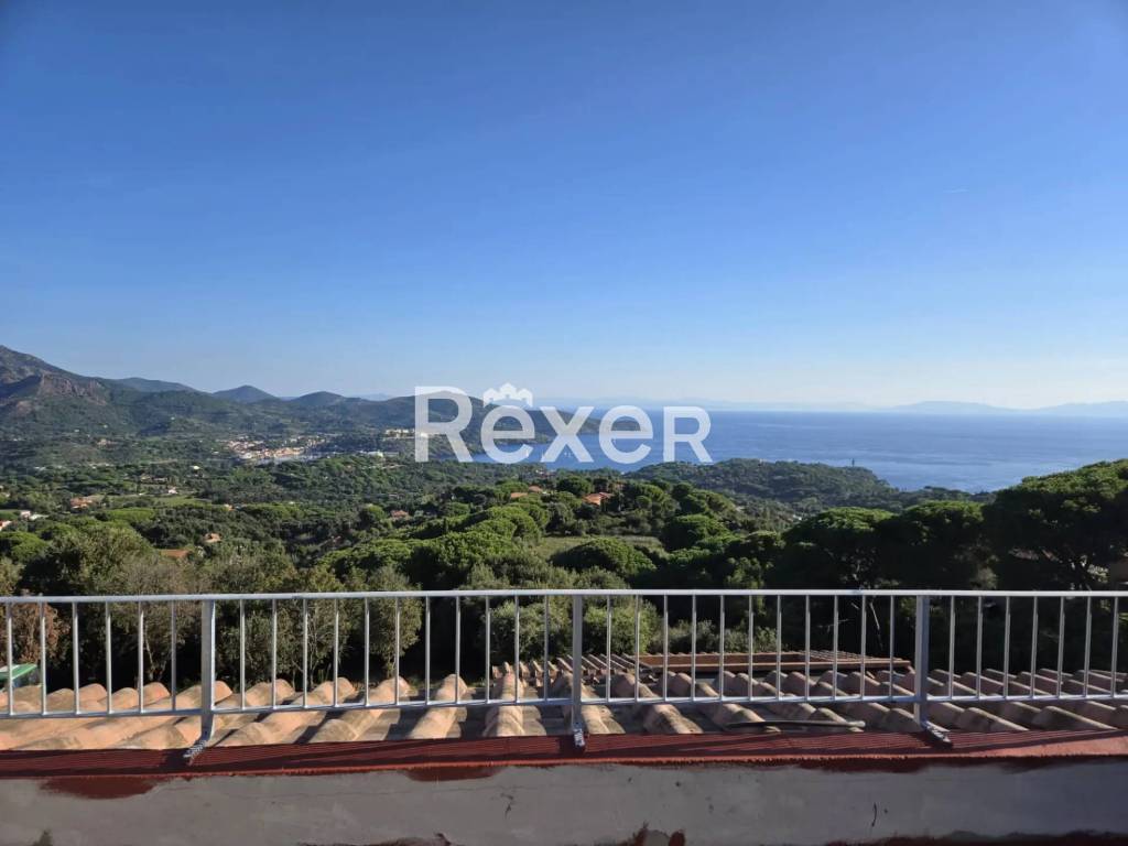 casa indipendente in vendita a Capoliveri