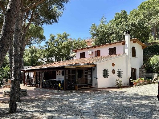 casa indipendente in vendita a Capoliveri in zona Naregno
