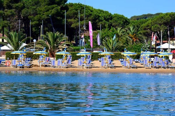 negozio in vendita a Capoliveri in zona Pareti