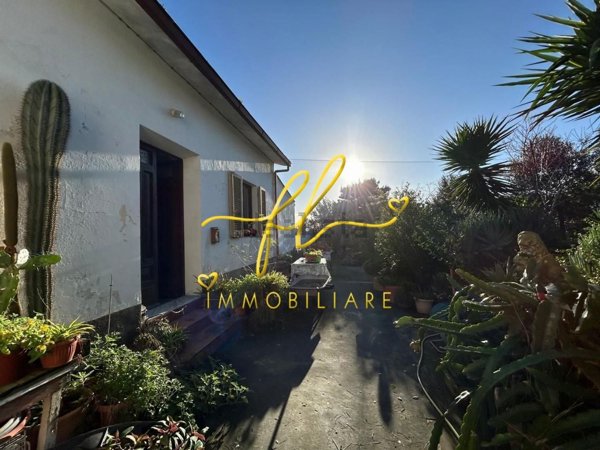 casa indipendente in vendita a Capoliveri