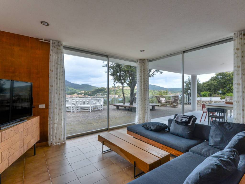 casa indipendente in vendita a Capoliveri in zona Naregno