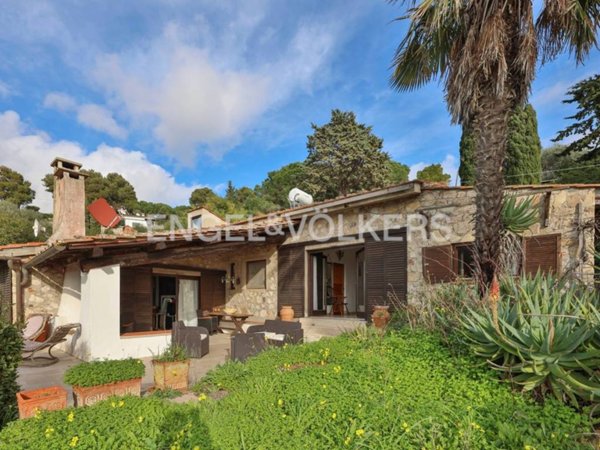 casa indipendente in vendita a Capoliveri
