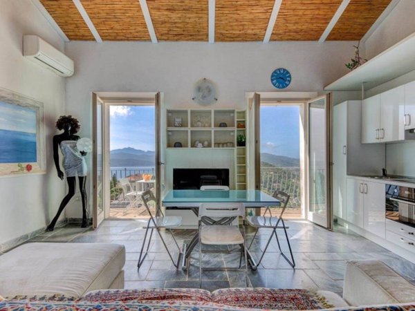 appartamento in vendita a Capoliveri