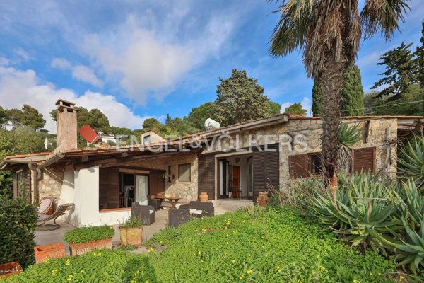 casa indipendente in vendita a Capoliveri in zona Madonna delle Grazie