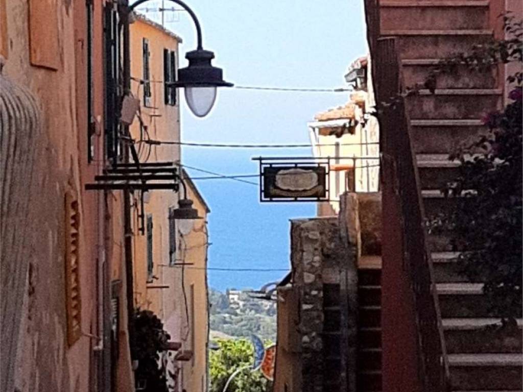 appartamento in vendita a Capoliveri in zona Madonna delle Grazie