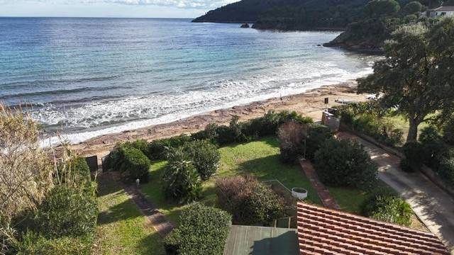 casa indipendente in vendita a Capoliveri