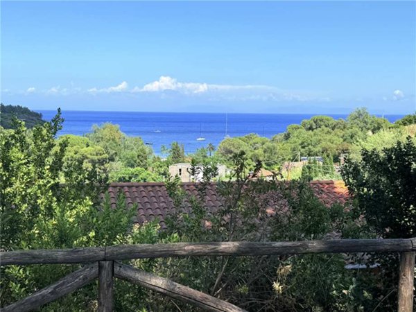 casa indipendente in vendita a Capoliveri in zona Naregno
