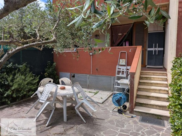 appartamento in vendita a Capoliveri in zona Naregno