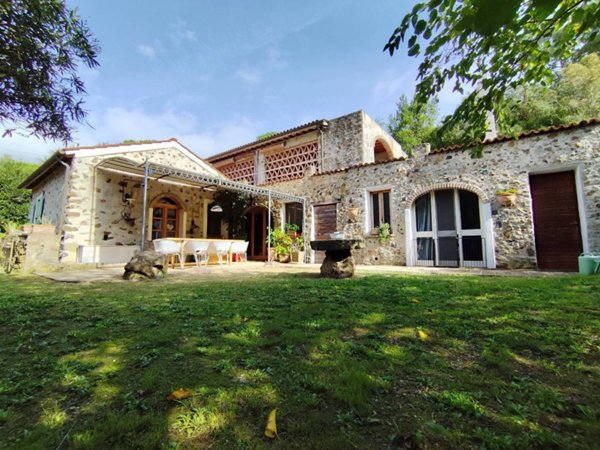 casa indipendente in vendita a Capoliveri in zona Lacona