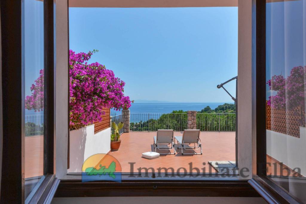casa indipendente in vendita a Capoliveri