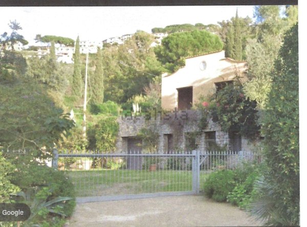 casa indipendente in vendita a Capoliveri