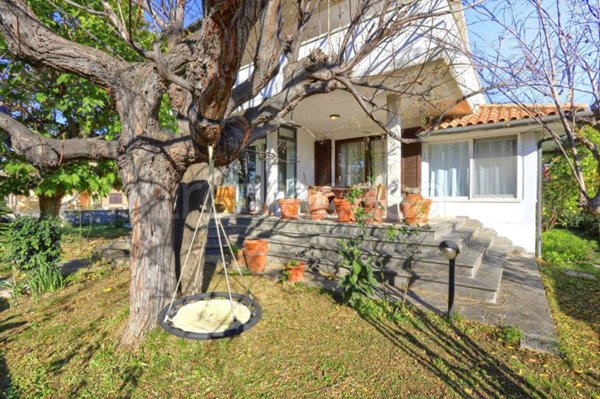 casa indipendente in vendita a Castagneto Carducci in zona Donoratico