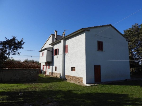 casa indipendente in vendita a Castagneto Carducci in zona Donoratico
