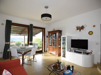 casa indipendente in vendita a Castagneto Carducci