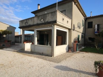 appartamento in vendita a Castagneto Carducci in zona Donoratico