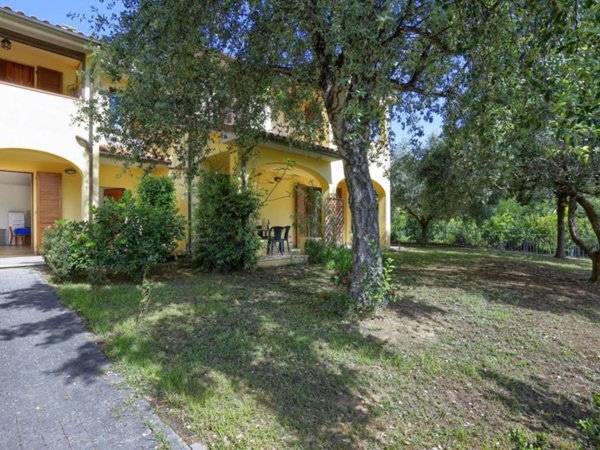 appartamento in vendita a Castagneto Carducci in zona Donoratico