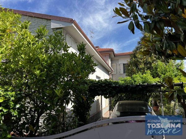 casa indipendente in vendita a Castagneto Carducci in zona Donoratico