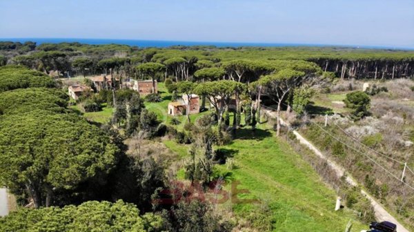 villa in vendita a Castagneto Carducci in zona Donoratico