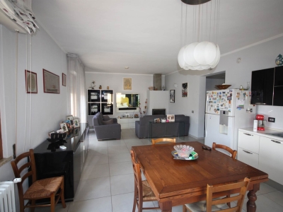 casa indipendente in vendita a Castagneto Carducci in zona Donoratico