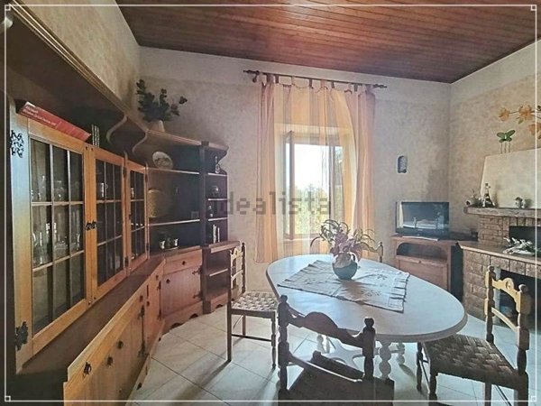 appartamento a Castagneto Carducci in zona Marina di Castagneto Carducci
