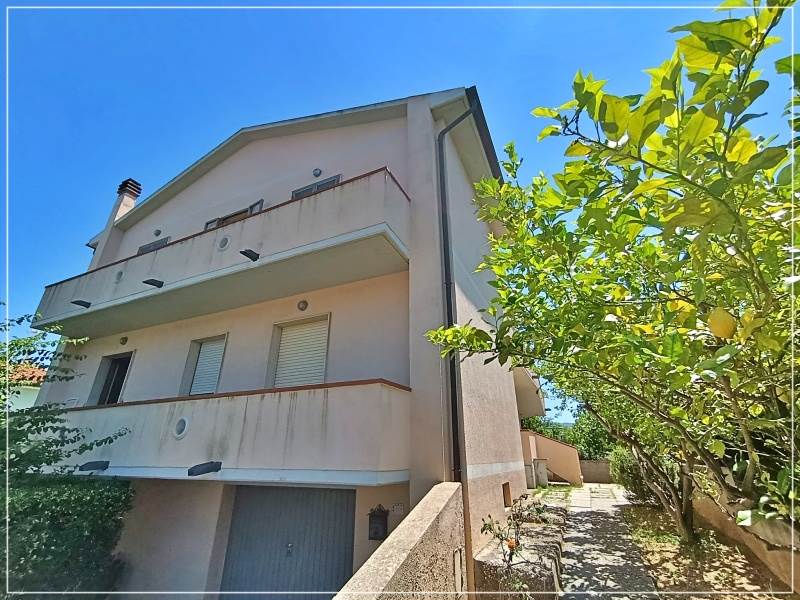 appartamento in vendita a Castagneto Carducci in zona Donoratico