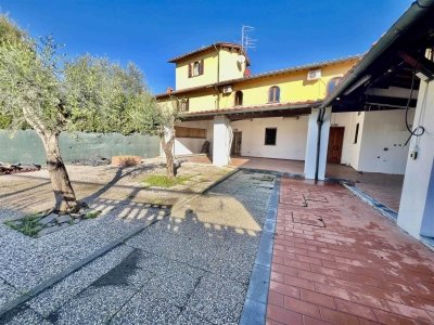 casa indipendente in vendita a Castagneto Carducci