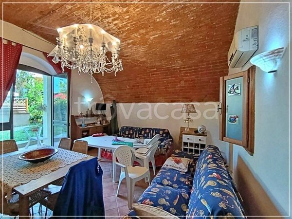 appartamento in vendita a Castagneto Carducci in zona Bolgheri
