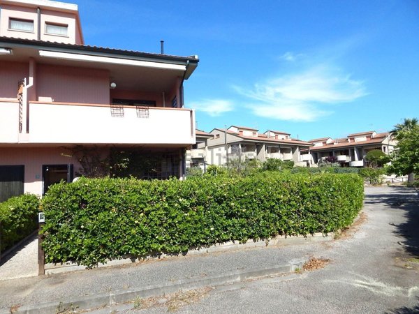 appartamento a Castagneto Carducci in zona Marina di Castagneto Carducci
