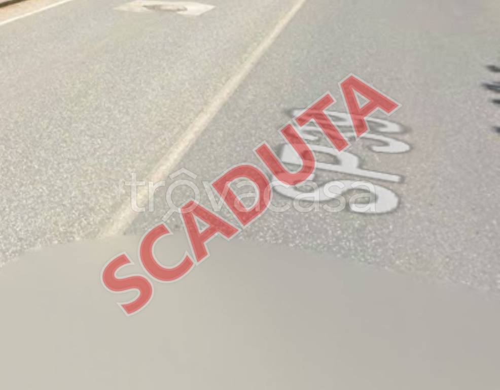 locale commerciale in vendita a Castagneto Carducci in zona Donoratico