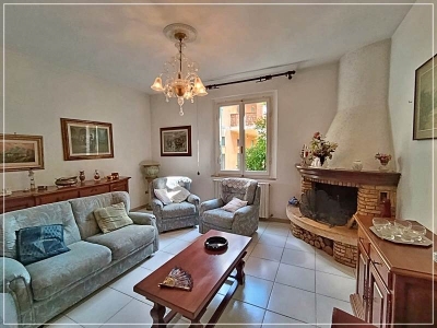 casa indipendente in vendita a Castagneto Carducci in zona Donoratico