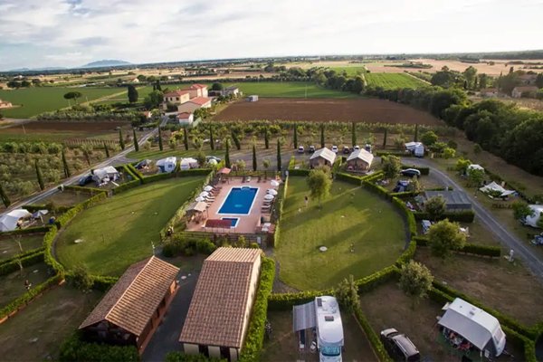 casa indipendente in vendita a Castagneto Carducci