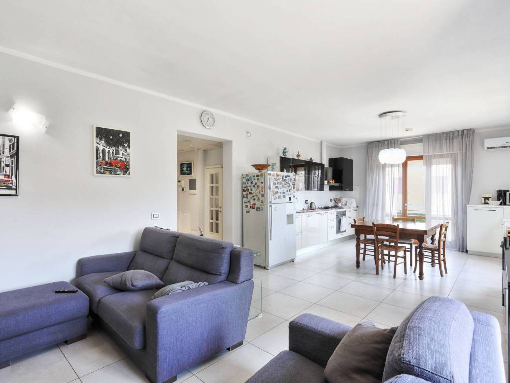 casa indipendente in vendita a Castagneto Carducci in zona Donoratico