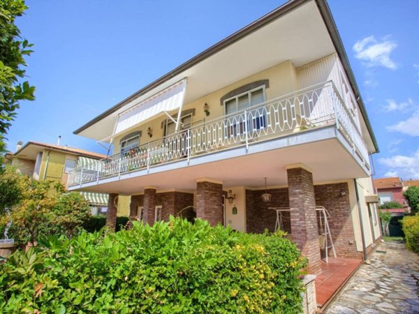 casa indipendente in vendita a Castagneto Carducci in zona Donoratico