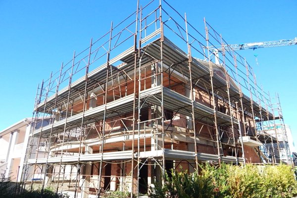 appartamento a Castagneto Carducci in zona Marina di Castagneto Carducci