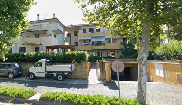 locale di sgombero in vendita a Castagneto Carducci in zona Donoratico