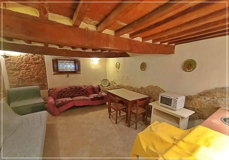 locale commerciale in vendita a Castagneto Carducci