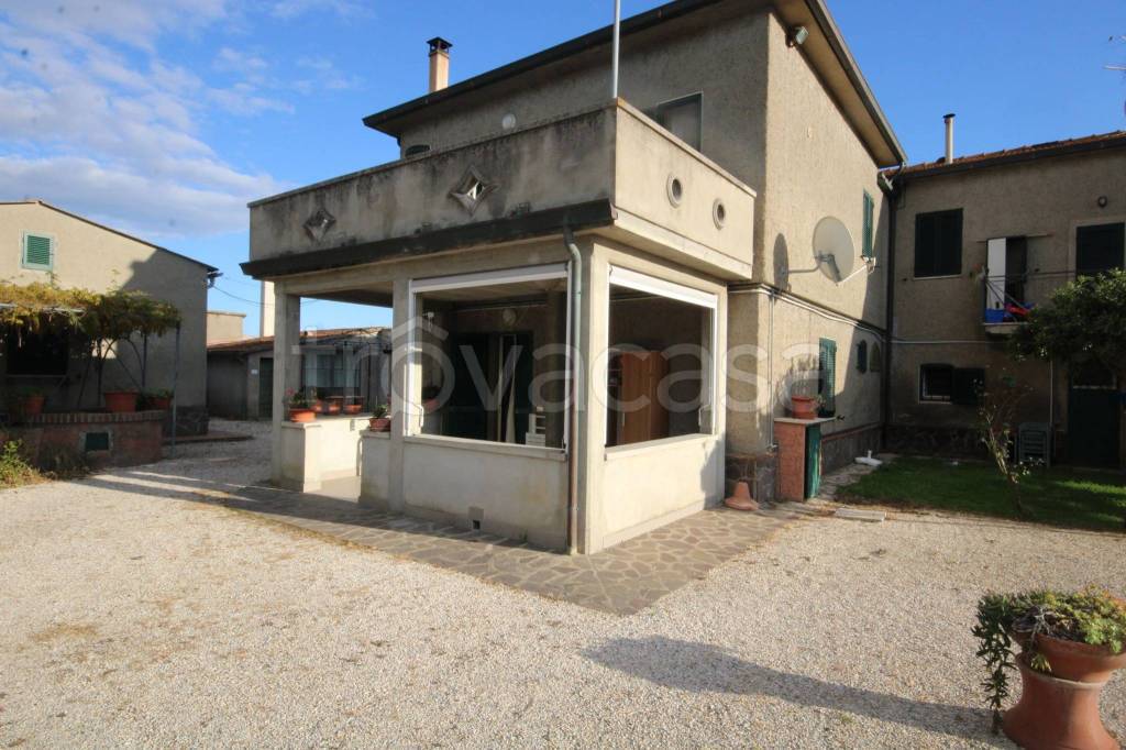 appartamento in vendita a Castagneto Carducci in zona Donoratico