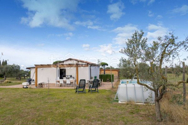 casa indipendente in vendita a Castagneto Carducci