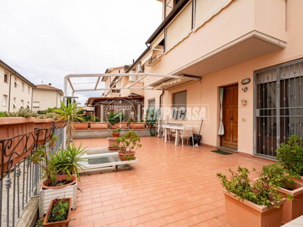 appartamento in vendita a Castagneto Carducci in zona Donoratico