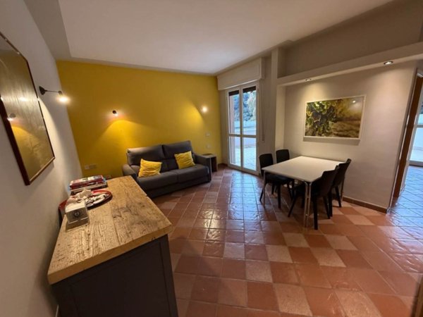 appartamento a Castagneto Carducci in zona Marina di Castagneto Carducci