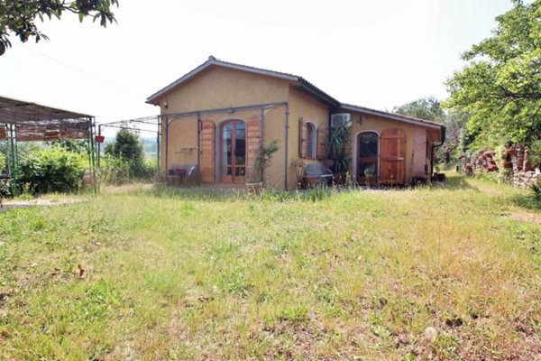 casa indipendente in vendita a Castagneto Carducci