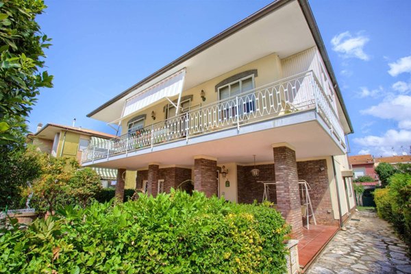 casa indipendente in vendita a Castagneto Carducci in zona Donoratico