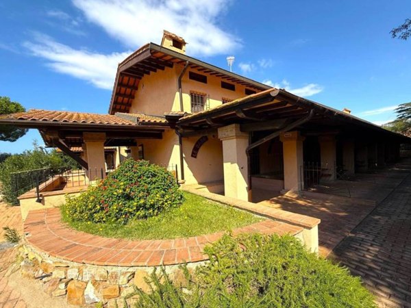 casa semindipendente in vendita a Castagneto Carducci in zona Bolgheri