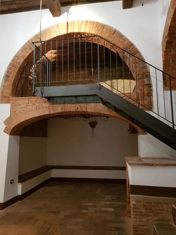 negozio in vendita a Castagneto Carducci