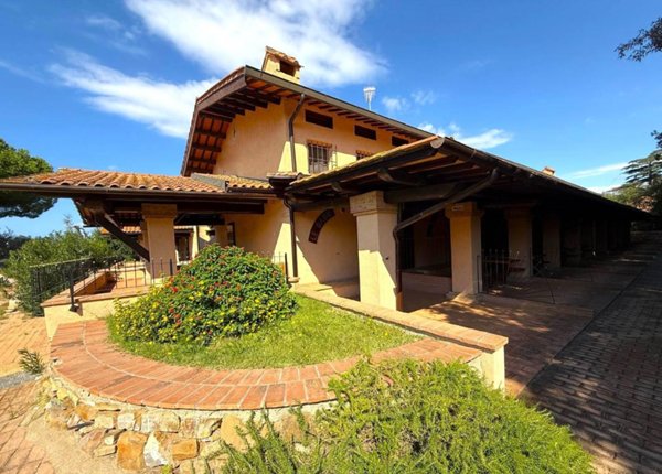 casa indipendente in vendita a Castagneto Carducci in zona Bolgheri