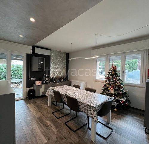 casa indipendente in vendita a Castagneto Carducci