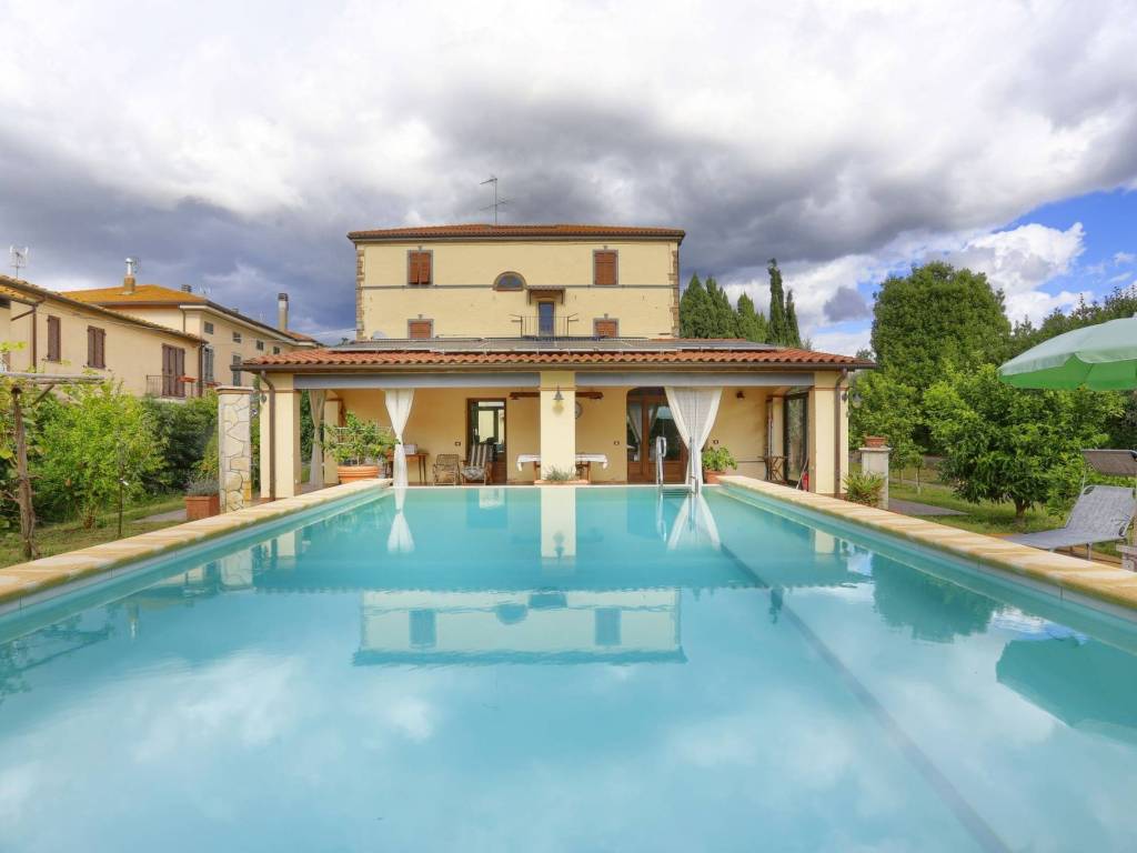 casa indipendente in vendita a Castagneto Carducci in zona Donoratico